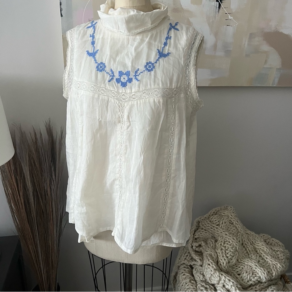 Embroidered Sleeveless White Top